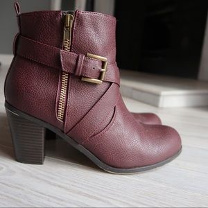 Just Fab burgundy ankle boots